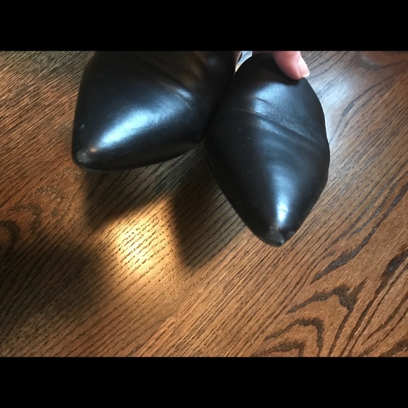 Everlane Pointed Slide - Picture 3 of 4